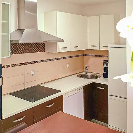 Дом отдыха With Swimming Pool