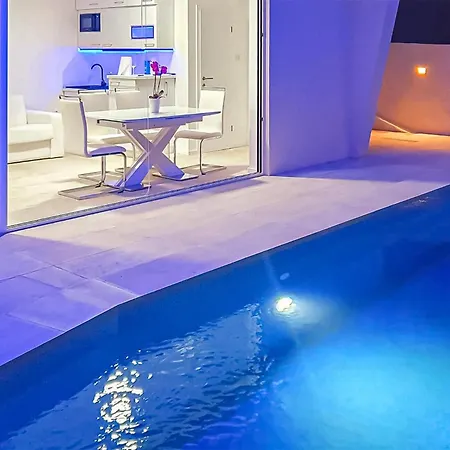 With Swimming Pool * Матульи