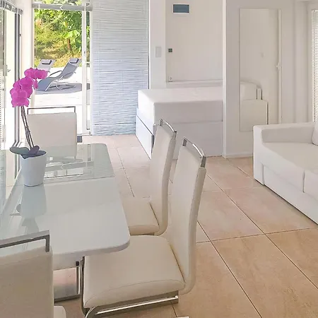 With Swimming Pool Матульи