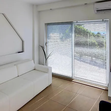 Holiday home With Swimming Pool