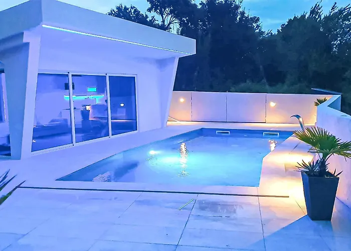 With Swimming Pool * Matulji