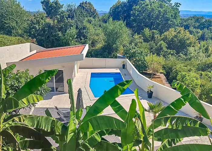 펜션 With Swimming Pool *